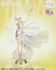 figurka Figuarts Zero chouette Sailor Cosmos z profilu