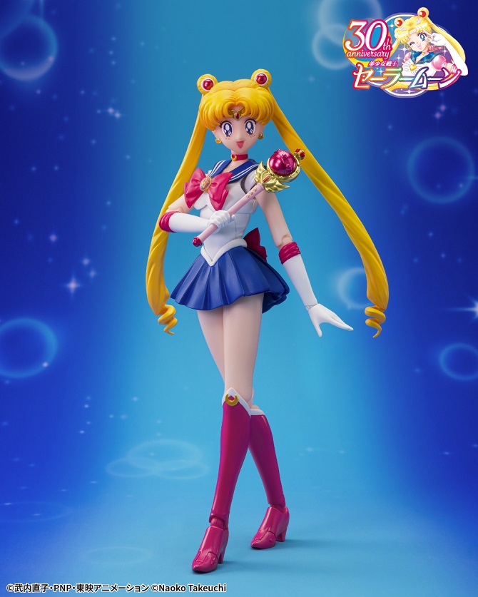figurka Sailor Moon z serii S.H. Figuarts w wersji z broszką Crystal Star Compact